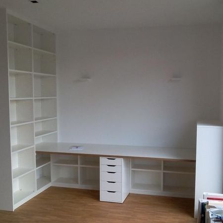 Wohnraummöbel