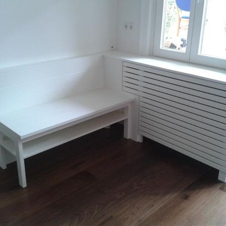 Wohnraummöbel
